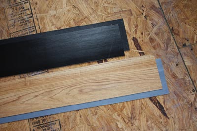Allure Flooring的Trafficmaster乙烯基板具有粘合边缘条，可以将木板彼此粘在一起，而不是粘在地板上，创建一个浮动的地板系统。