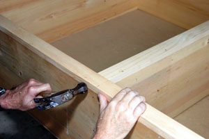 如何搭建一个木箱框架